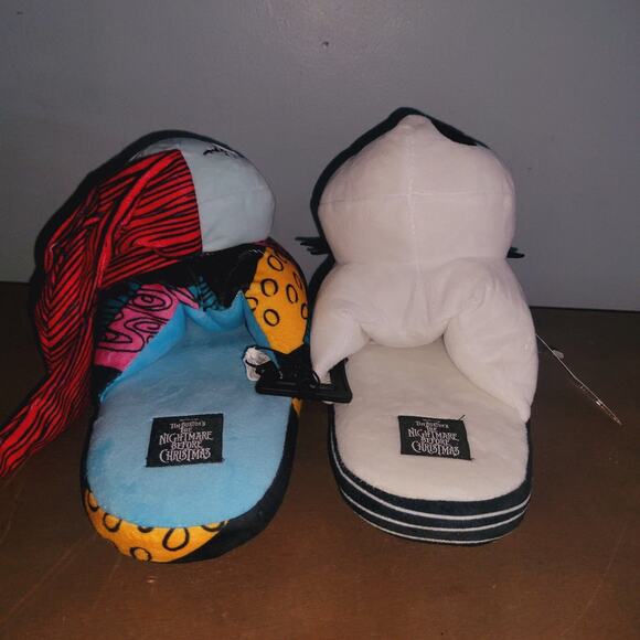 Disney’s Nightmare Before Christmas Women’s House Slippers Size 9/10 NWT - Picture 3 of 3